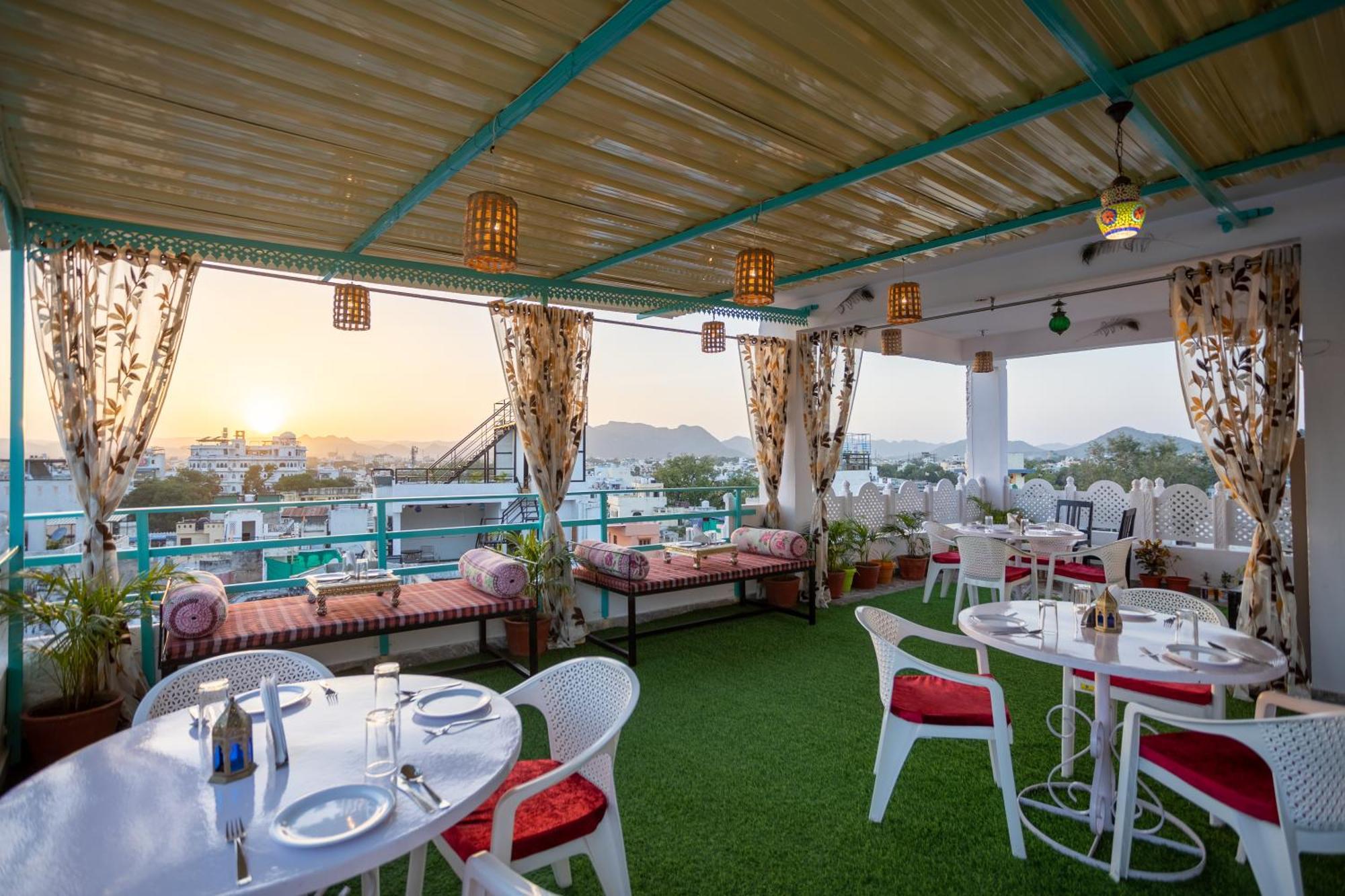 Krishna Stay Guest House Udaipur Eksteriør bilde