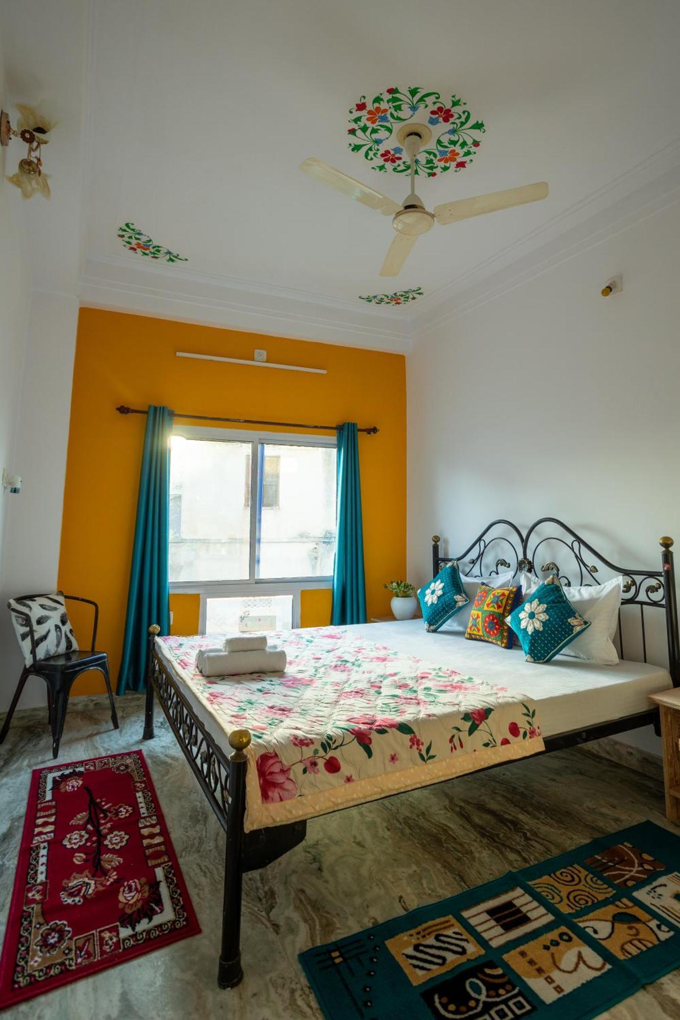 Krishna Stay Guest House Udaipur Eksteriør bilde
